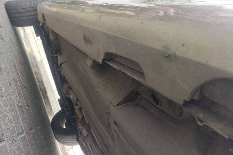 Used Volvo XC60 2015 T5 AWD Zhiyuan Edition Chassis Rear Left