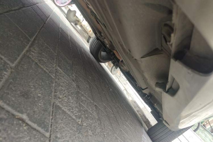 Used Volvo XC60 2015 T5 AWD Zhiyuan Edition Chassis Rear Right