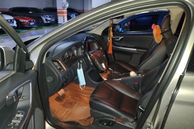 Used Volvo XC60 2015 T5 Smart Upgrade Model Driver Seat