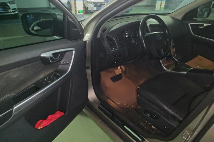 Used Volvo XC60 2015 T5 Smart Edition Driver Seat
