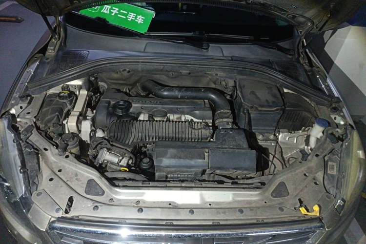 Used Volvo XC60 2015 T5 AWD Smart Drive Edition Engine Bay