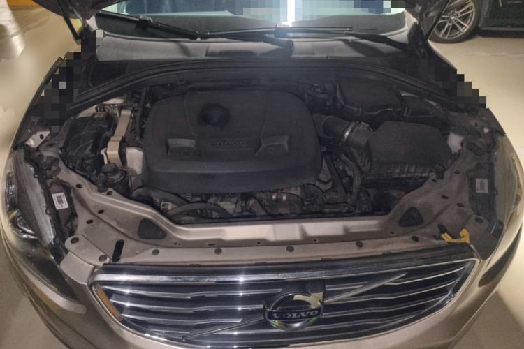 Used Volvo XC60 2015 T5 Smart Upgrade Model Engine Bay