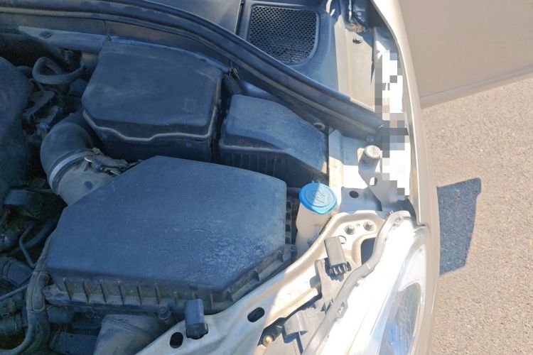 Used Volvo XC60 2015 T5 Smart Upgrade Model Engine Bay Left