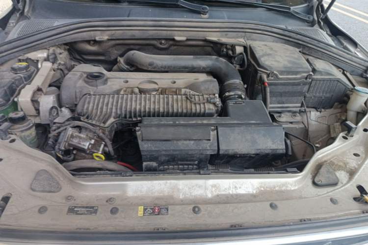 Used Volvo XC60 2015 T5 AWD Smart Drive Edition Engine Bay