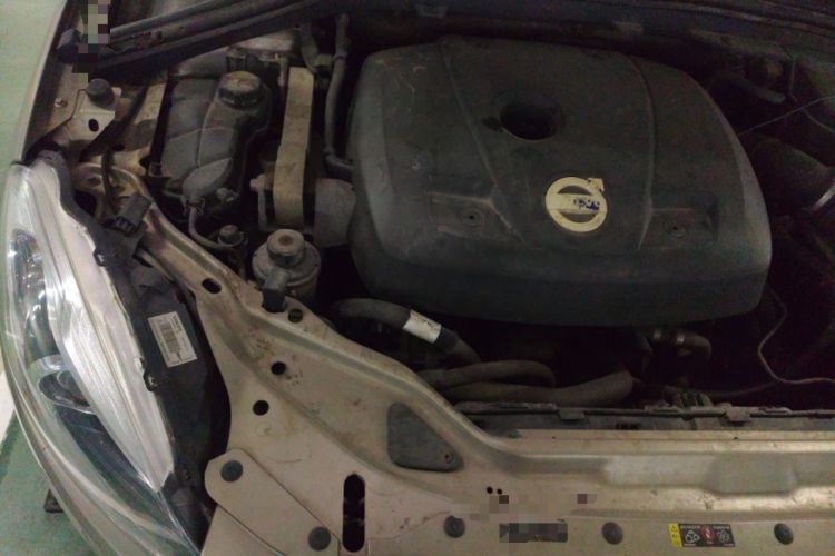 Used Volvo XC60 2015 T5 Smart Upgrade Model Engine Bay Right