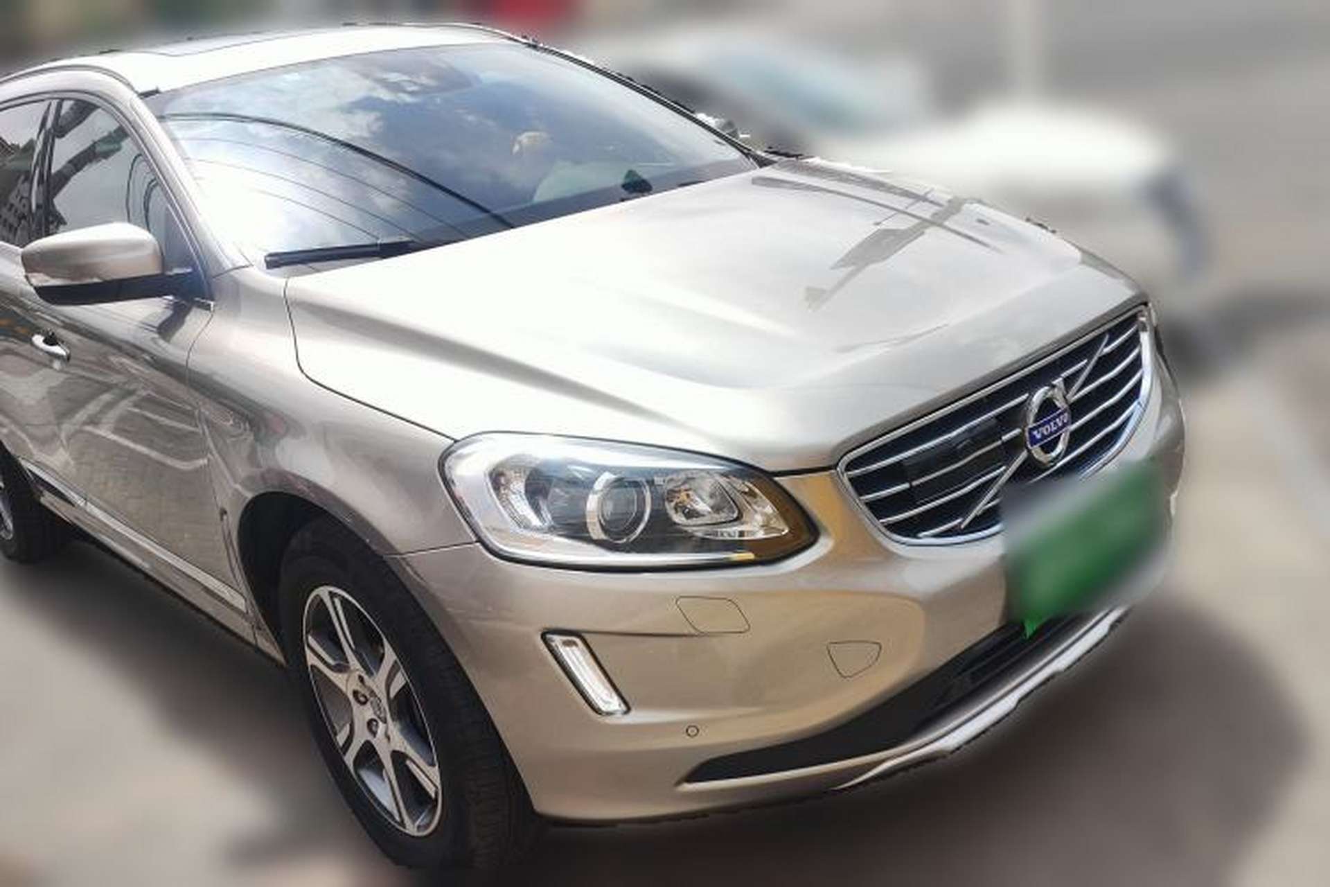 Used Volvo XC60 2015 T5 AWD Zhiyuan Edition Front Right 45 Deg