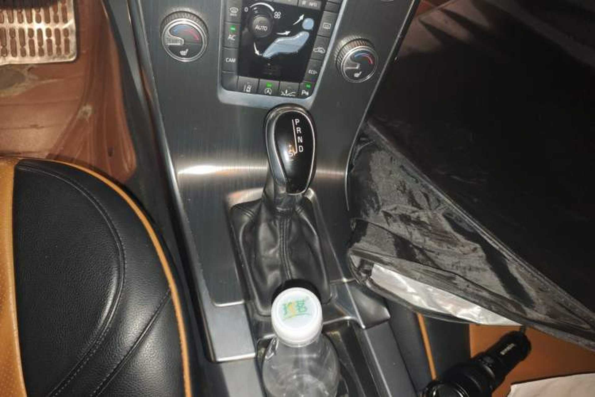 Used Volvo XC60 2015 T5 Zhiya Edition Gear Lever