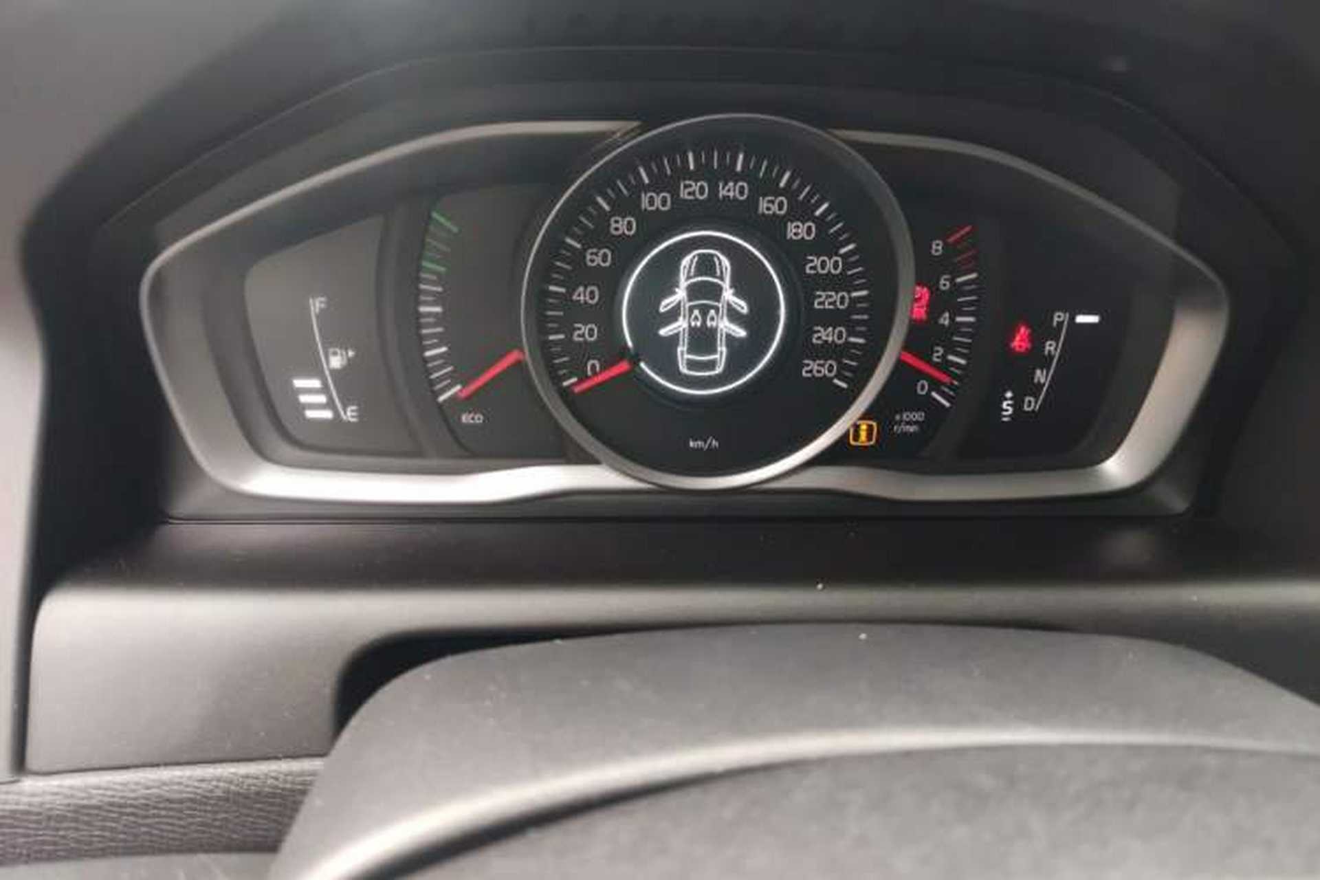Used Volvo XC60 2015 T5 Smart Upgrade Model Instrument Cluster