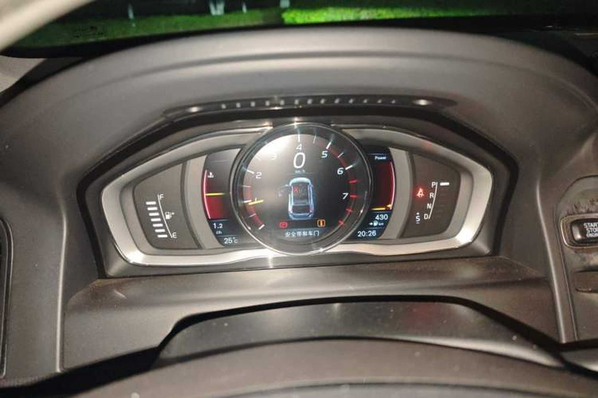 Used Volvo XC60 2015 T5 Zhiya Edition Instrument Cluster
