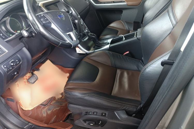Used Volvo XC60 2015 T5 AWD Smart Drive Edition Left Front Seat