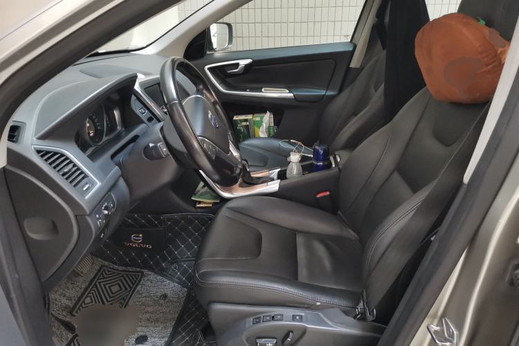 Used Volvo XC60 2015 T5 Smart Upgrade Model Left Front Seat