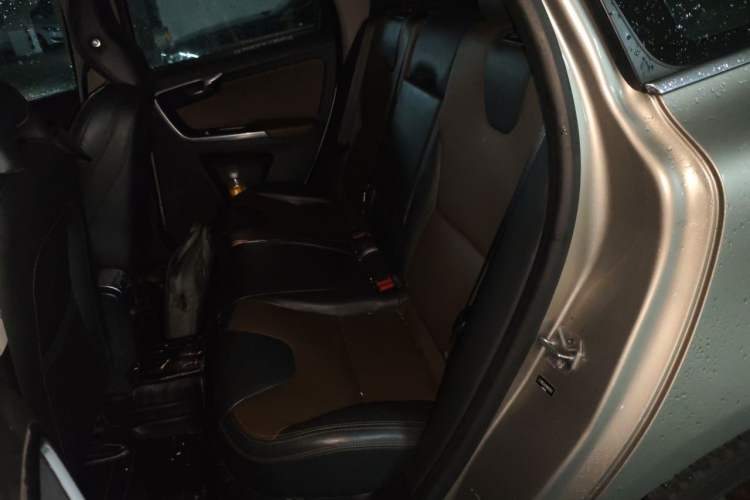 Used Volvo XC60 2015 T5 AWD Smart Drive Edition Left Rear Seat