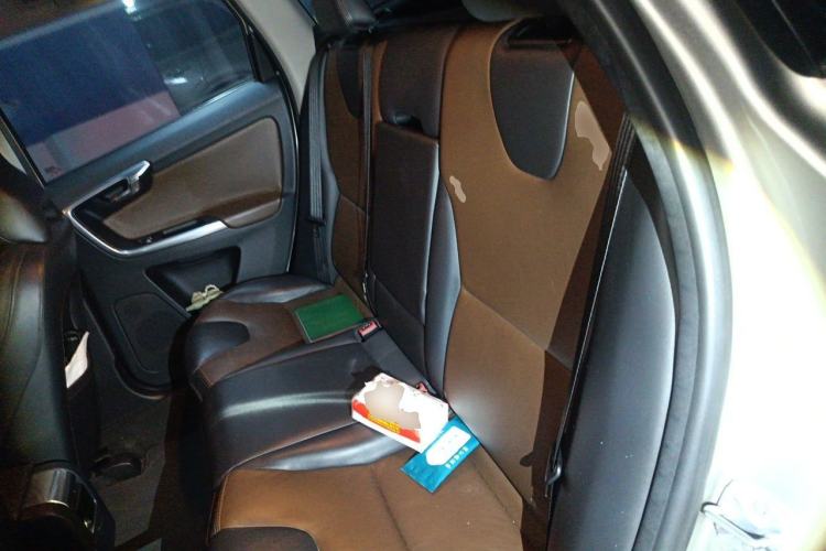 Used Volvo XC60 2015 T5 AWD Smart Drive Edition Left Rear Seat