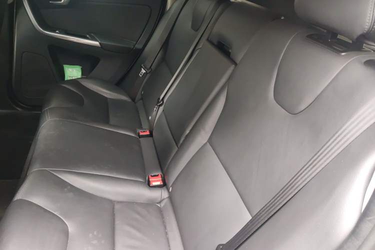 Used Volvo XC60 2015 T5 Smart Upgrade Model Left Rear Seat