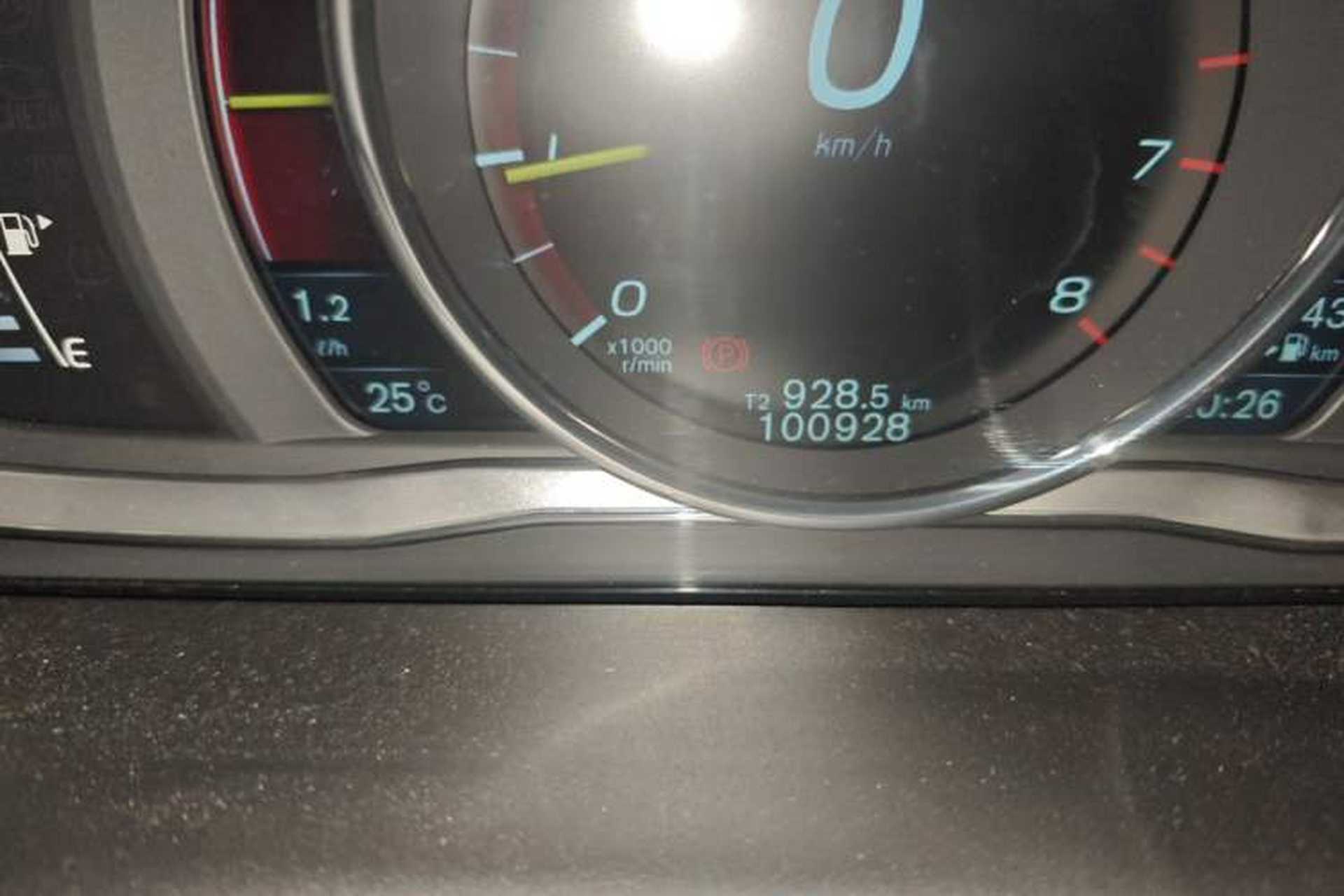 Used Volvo XC60 2015 T5 Zhiya Edition Odometer Close Up
