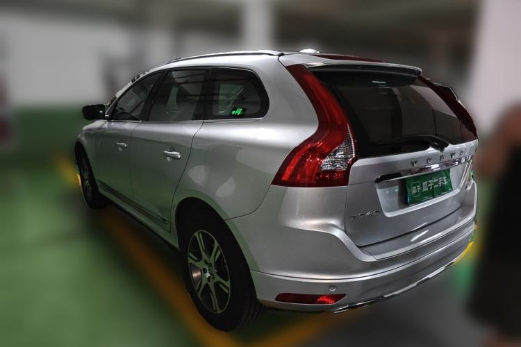 Used Volvo XC60 2015 T5 AWD Zhiyuan Edition Rear Left 45 Deg