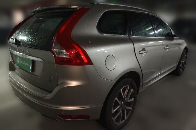 Used Volvo XC60 2015 T5 AWD Smart Drive Edition Rear Right 45 Deg