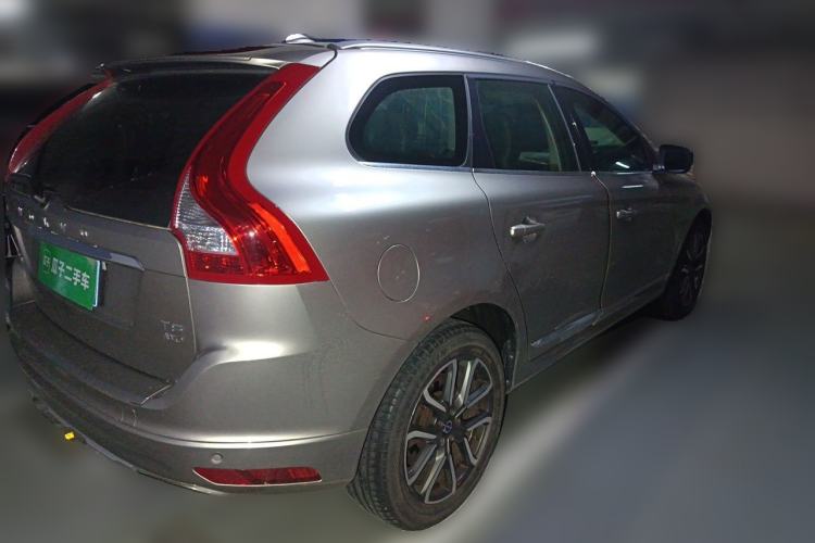 Used Volvo XC60 2015 T5 AWD Smart Drive Edition Rear Right 45 Deg