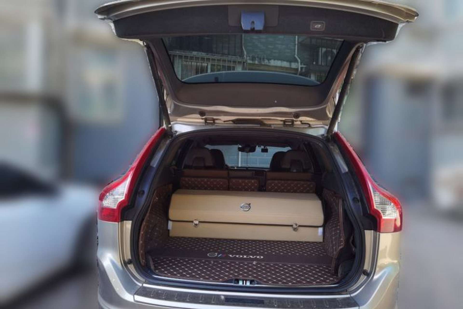 Used Volvo XC60 2015 T6 Zhiyi Edition Trunk