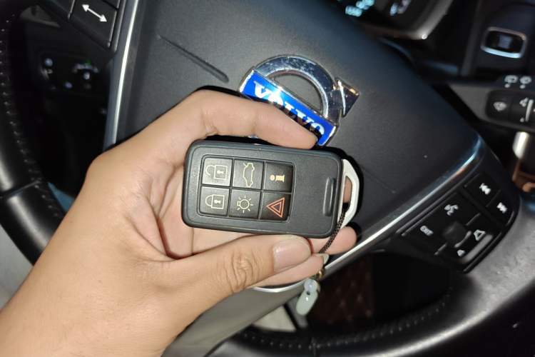 Used Volvo XC60 2015 T5 AWD Zhiyuan Edition Vehicle Key