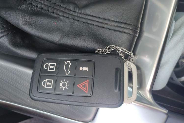 Used Volvo XC60 2015 T5 AWD Zhiyuan Edition Vehicle Key