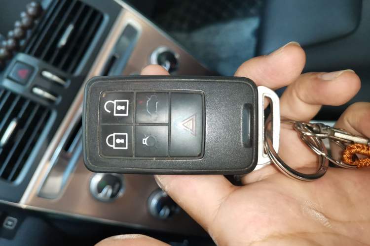 Used Volvo XC60 2015 T5 Smart Upgrade Model Vehicle Key