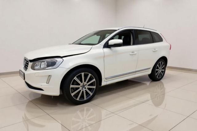 Volvo XC60 2015 T6 AWD Smart Version usado