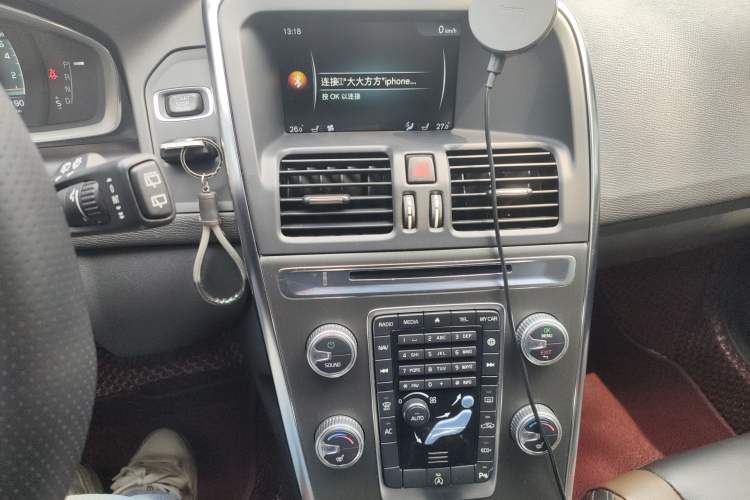 Used Volvo XC60 2015 T5 Smart Upgrade Model Audio And AC Panel