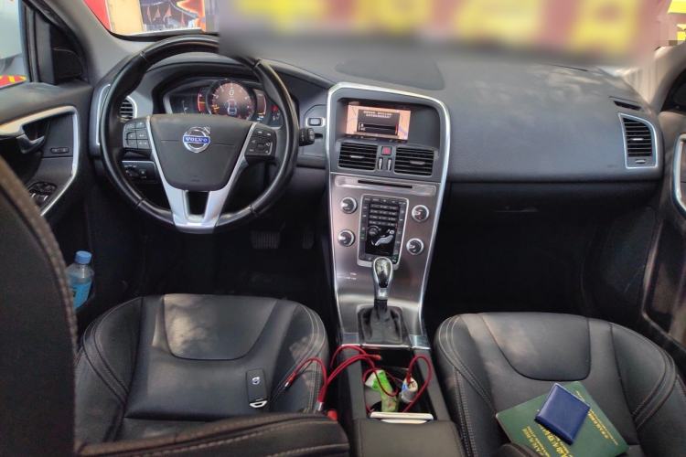 Used Volvo XC60 2015 T5 AWD Zhiyuan Edition Center Console