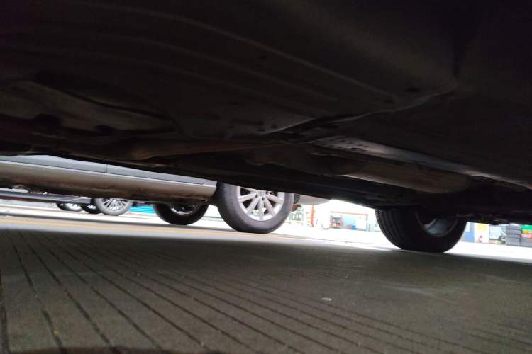 Used Volvo XC60 2015 T5 Smart Upgrade Model Chassis Rear Right