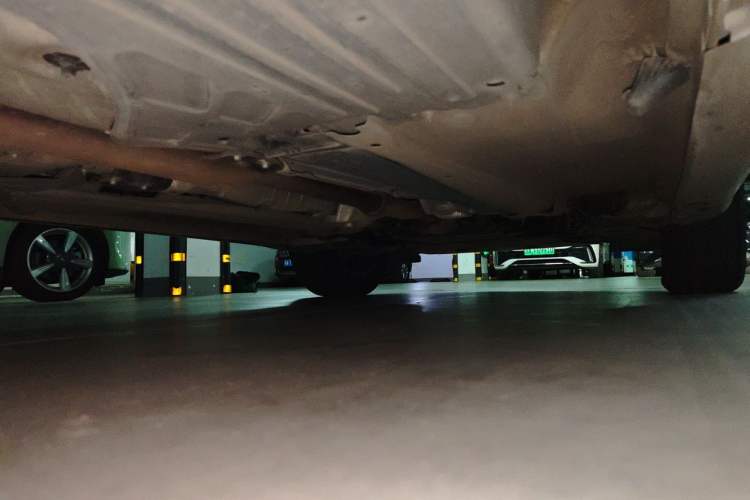 Used Volvo XC60 2015 T5 AWD Zhiyuan Edition Chassis Rear Right