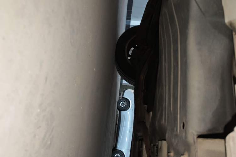 Used Volvo XC60 2015 T5 Smart Edition Chassis Rear Right