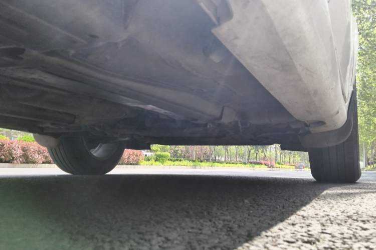 Used Volvo XC60 2015 T5 Smart Edition Chassis Rear Right