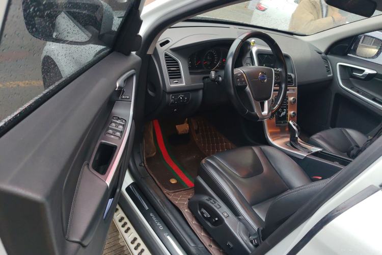 Used Volvo XC60 2015 T5 Smart Upgrade Model Driver Seat