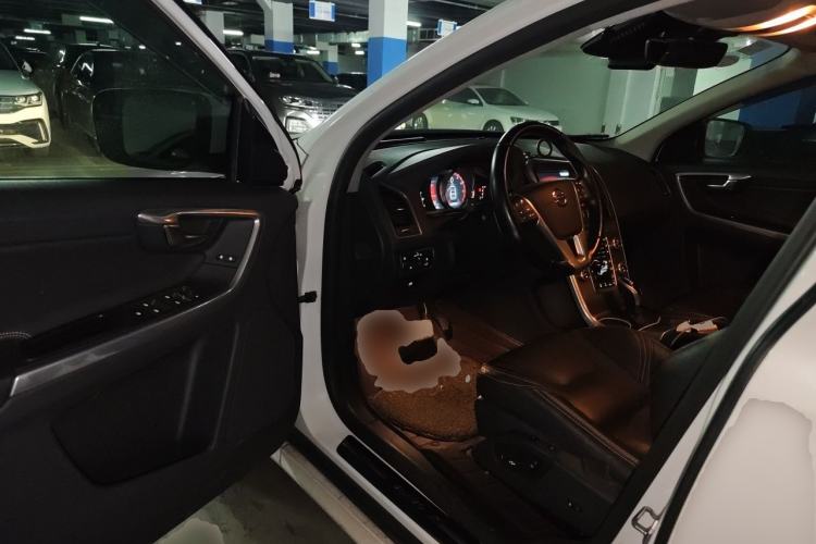 Used Volvo XC60 2015 T5 AWD Zhiyuan Edition Driver Seat