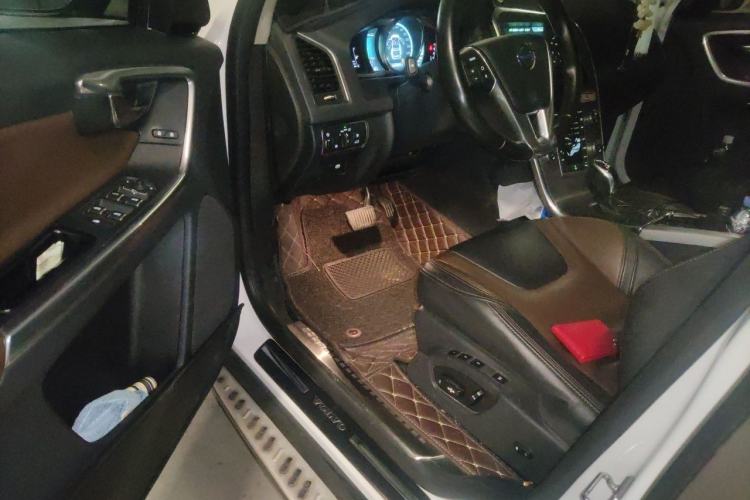 Used Volvo XC60 2015 T5 Smart Upgrade Model Driver Seat