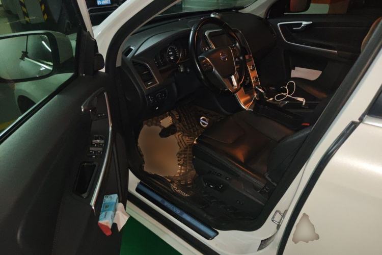 Used Volvo XC60 2015 T5 Smart Upgrade Model Driver Seat