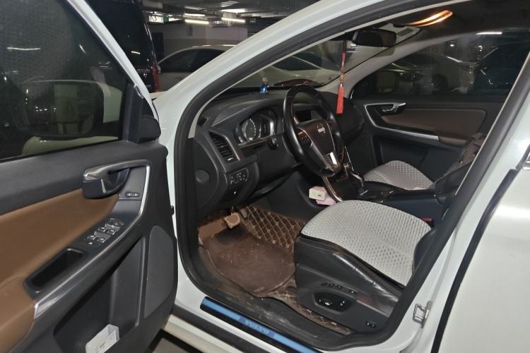 Used Volvo XC60 2015 T5 Smart Upgrade Model Driver Seat