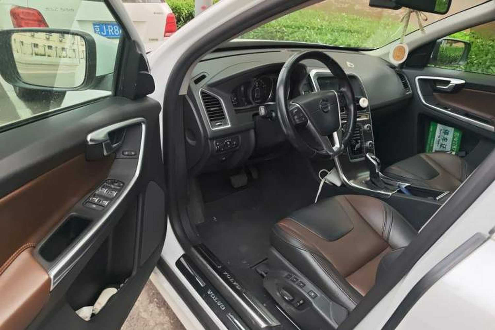 Used Volvo XC60 2015 T5 Smart Upgrade Model Driver Seat