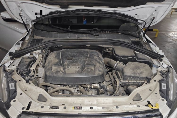 Used Volvo XC60 2015 T5 Smart Upgrade Model Engine Bay