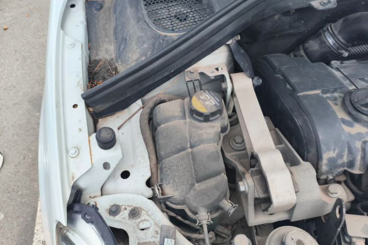 Used Volvo XC60 2015 T5 AWD Zhiyuan Edition Engine Bay Right