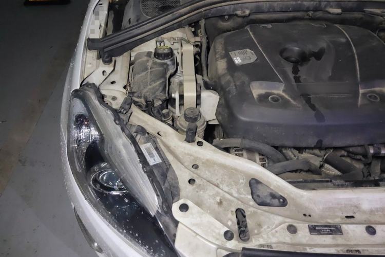 Used Volvo XC60 2015 T5 Smart Upgrade Model Engine Bay Right