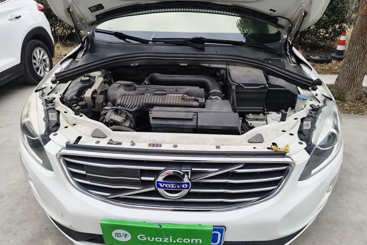 Used Volvo XC60 2015 T5 AWD Smart Drive Edition Engine Bay