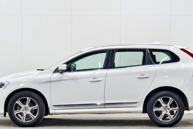 Used Volvo XC60 2015 T5 AWD Zhiyuan Edition Exterior 7