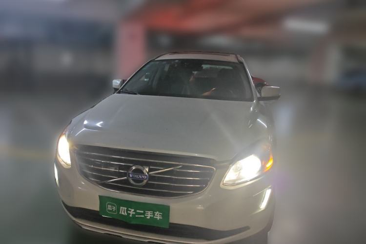 Used Volvo XC60 2015 T6 AWD Smart Version Front