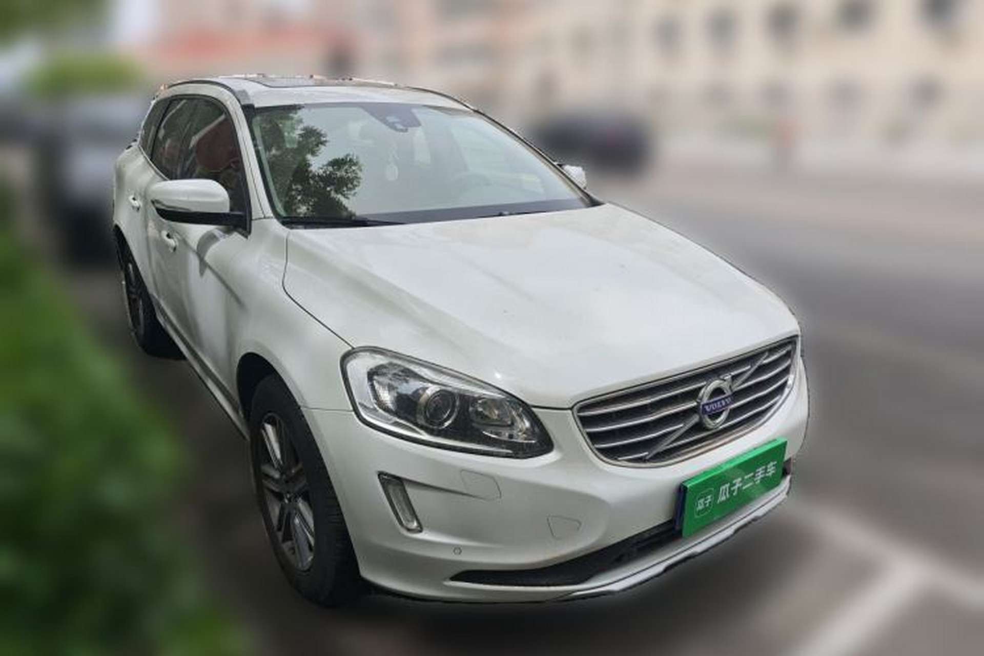 Used Volvo XC60 2015 T5 Smart Upgrade Model Front Right 45 Deg