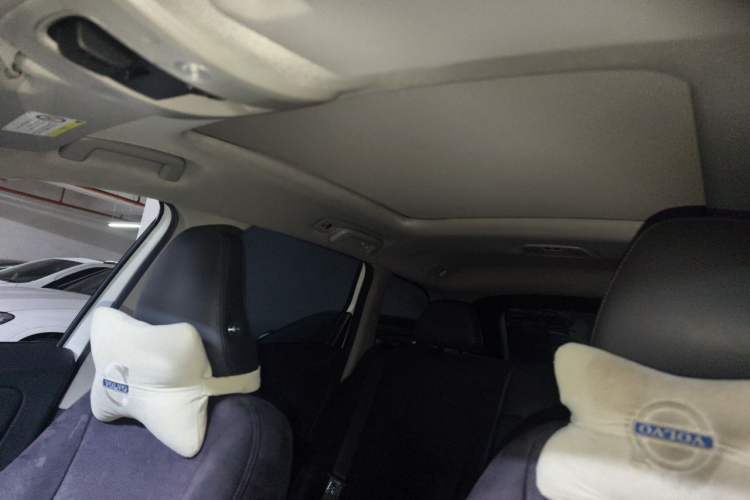 Used Volvo XC60 2015 T5 Smart Upgrade Model Headliner
