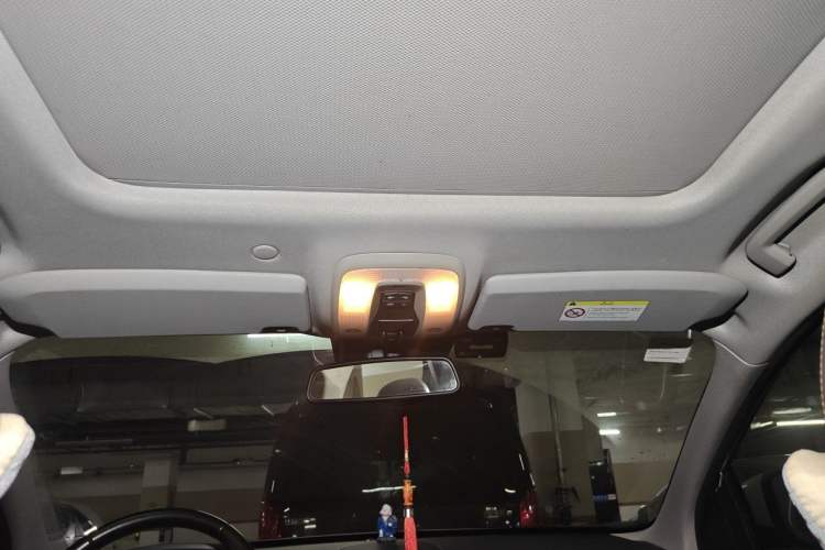 Used Volvo XC60 2015 T5 Smart Upgrade Model Headliner