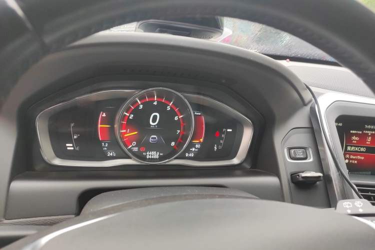 Used Volvo XC60 2015 T5 AWD Zhiyuan Edition Instrument Cluster