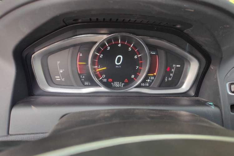 Used Volvo XC60 2015 T5 AWD Zhiyuan Edition Instrument Cluster